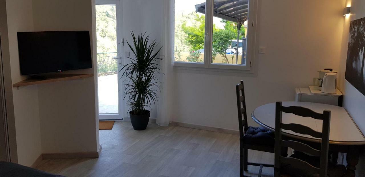 Soleillas Vence Extérieur photo